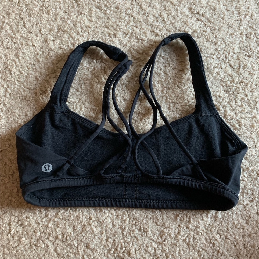 lululemon sports bra